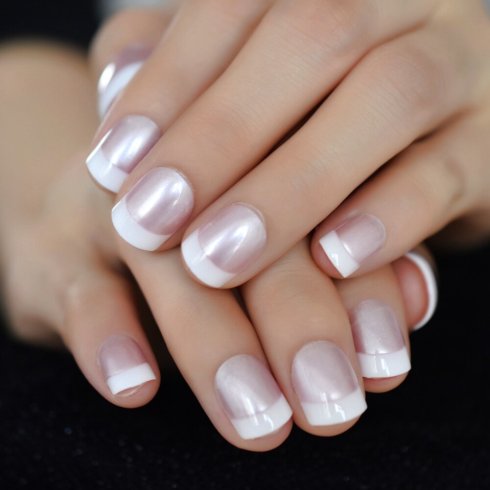 Squoval French Short Nails Nude White Classic Arc Grandado