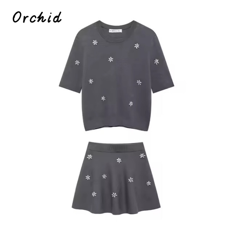 Stickade minikjolar med strass för kvinnor, 2 delar, kortärmad tröja med a-linjeformade kjolar, veckat set för kvinnor, outfit