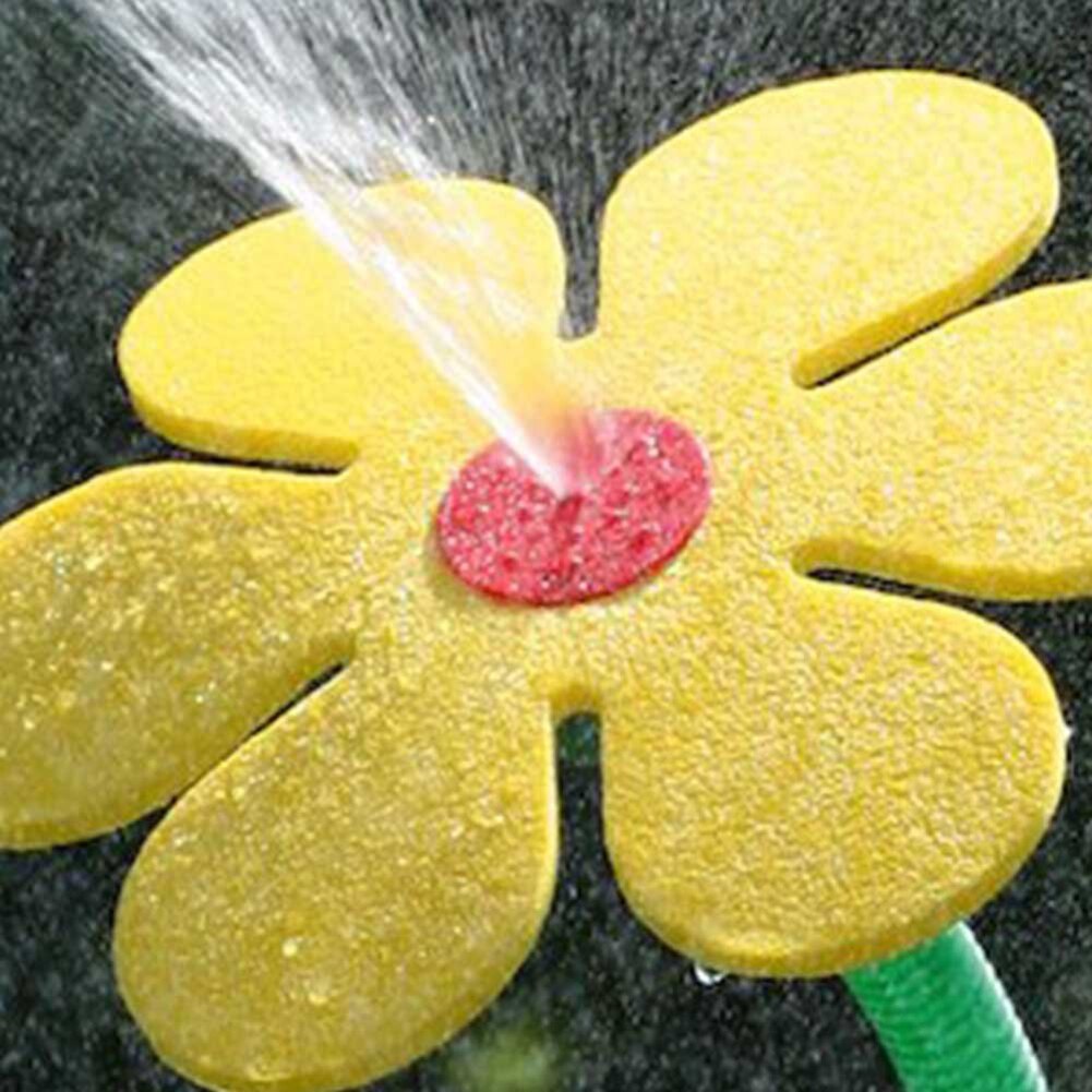 Tanssi kukka piha nurmikon kastelu sprinkleri sumutin suutin puutarha kastelutyökalu