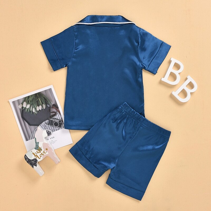 2 pçs crianças pijama da criança do bebê menino menina cetim seda pijamas definir nova camisa de manga curta topo + calças sleepwear verão botão macio