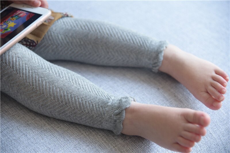 Mallas blancas de malla para bebé, pantalones ajustados de color rosa sólido para niña, pantalones de punto para niño pequeño, ropa transpirable de 0 a 6T para niña, novedad de 2022