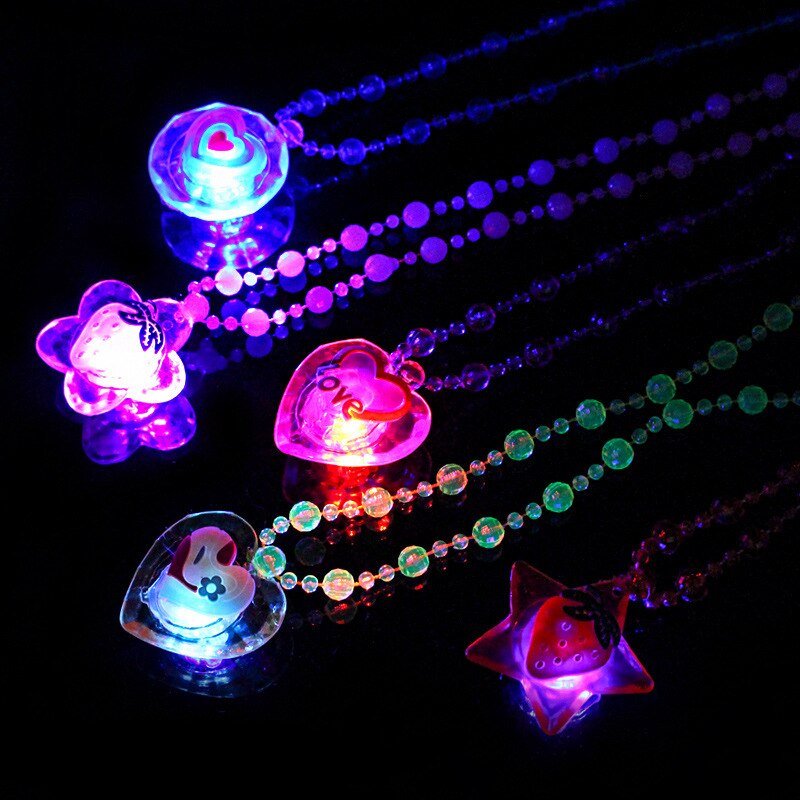 1Pc Lichtgevende Speelgoed Kids Meisjes Led Knippert Hanger Ketting Kinderen Birthday Party Mooie Gloeiende Ketting DS29