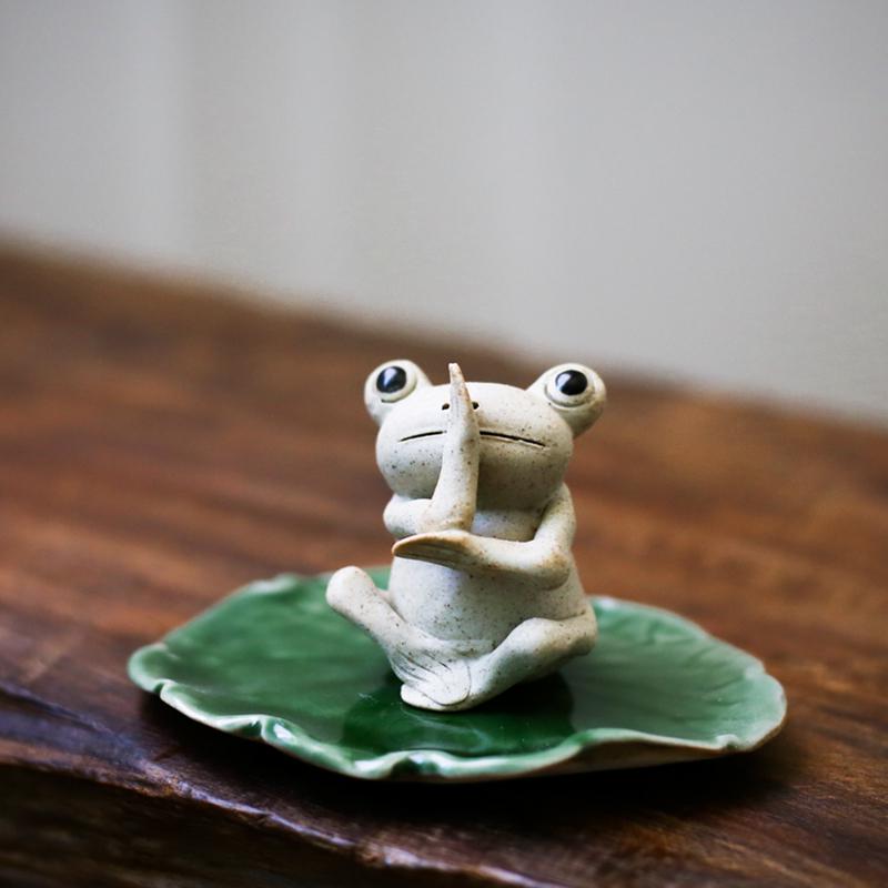Décoration de la maison | Céramique brute, originale et créative, faite à la main, petite grenouille, décor de thé bouddha, série d'animaux familiers, décoration de thé: Report