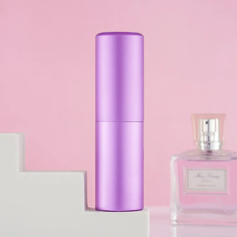 20ml draagbare mini navulbare parfumflesjes, lege cosmetische flesjes, verstuivers, ideaal voor op reis: Paars