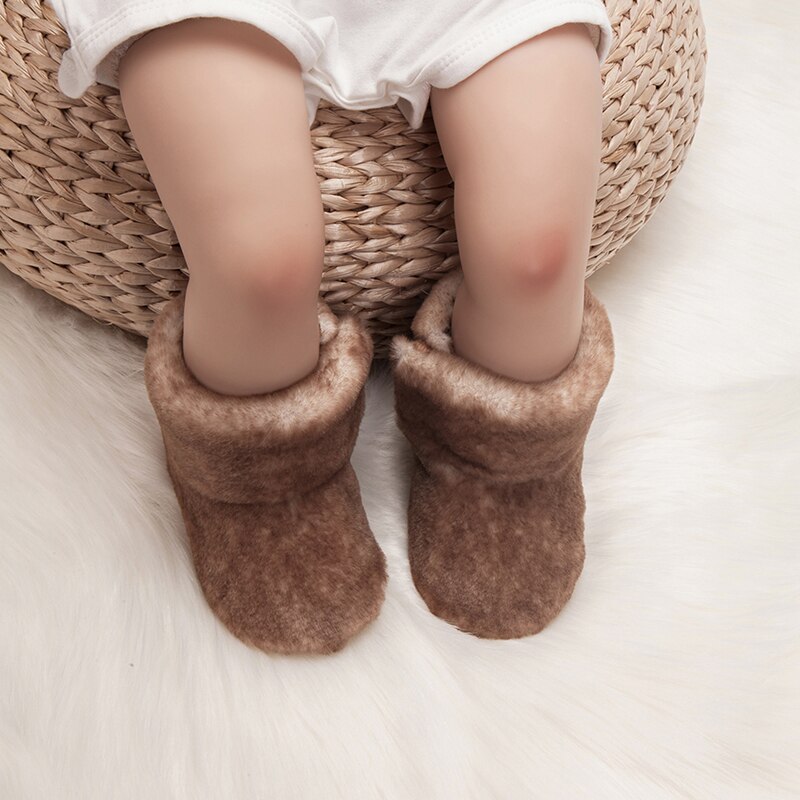 Winter Baby Laarzen Voor Meisjes Jongens Fuzzy Babyschoenen Effen Kleur Anti-Slip Zool Dikke Warme Schoenen Midden buis Snowboots