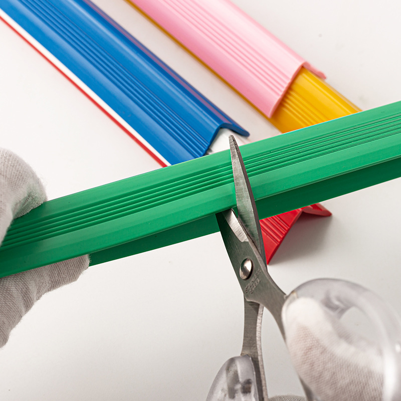 Protezione per bordi autoadesivi in PVC morbido protezione per bordi striscia per paraurti protezione per angoli a parete protezione per bordi anti-collisione