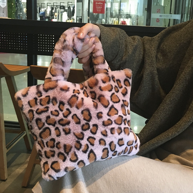 Leopardo impressão de pelúcia bolsa feminina na moda macio bolsa de ombro inverno quente correntes crossbody saco moda fofo menina bolsa de compras
