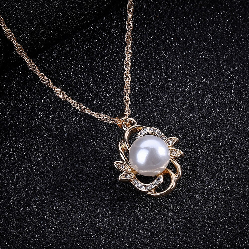 Gesimuleerde Parel Bruids Sieraden Sets Crystal Gouden Vergulde Sieraden Bloem Blad Ketting Oorbellen Sets voor Vrouwen