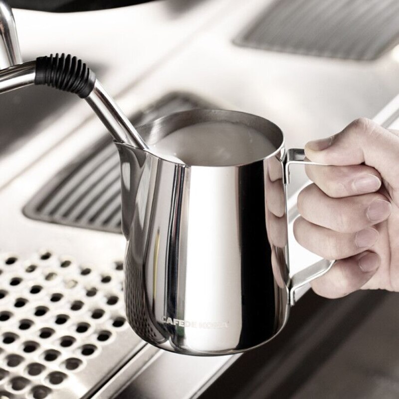 Cafede kona tutkittu barista kannu peili ruostumattomasta teräksestä maitokannu 300ml / 600ml maidonvaahdotuskannu kahvi latte art