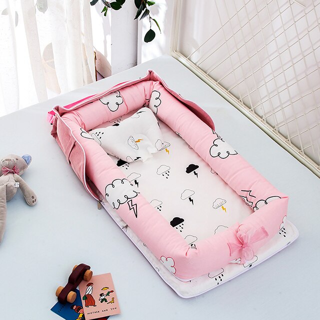 Tragbare Baby Nest Bett Reise Neugeborenen Kokon Für Schlaf Nest Weiche Waschbar Und Atmungsaktive Infant Schlafen Bett Mit Kissen: Pink clouds