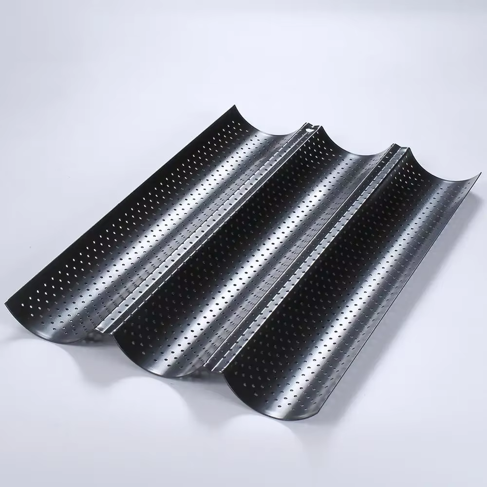 Nonstick Perforated French Bread Baking Pan Carbon Steel Baguette Pan French Bread 4 Wave es Loaf Bake Mold Cooking Tray: light yellow