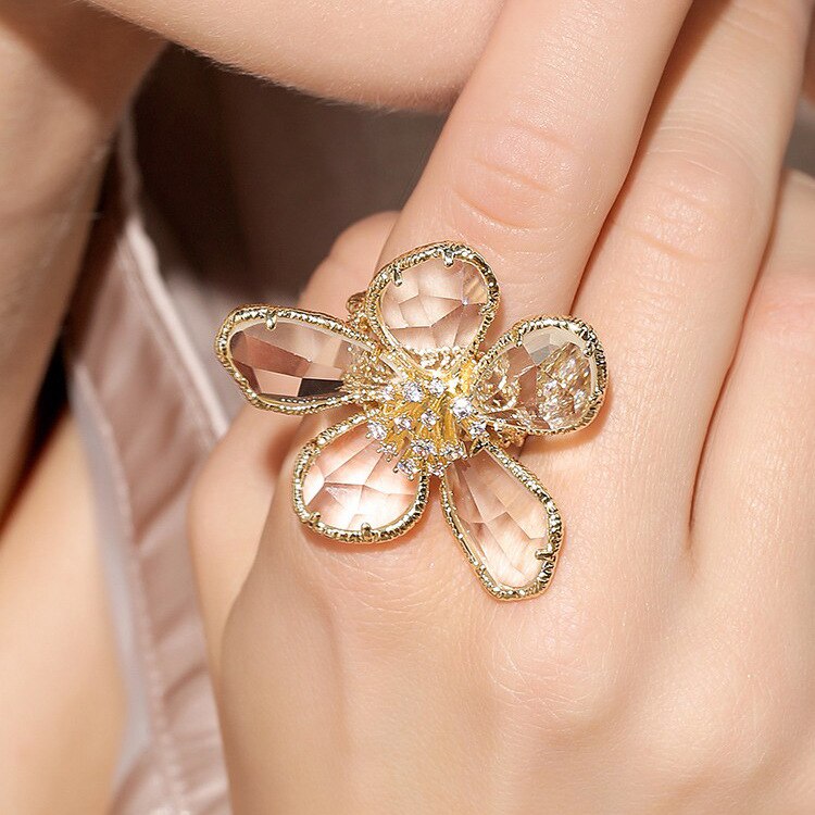 Anelli di fiori eleganti per le donne anello di cristallo floreale alla moda coreano anello di fidanzamento nuziale per gioielli di lusso da sposa regali per ragazze: White