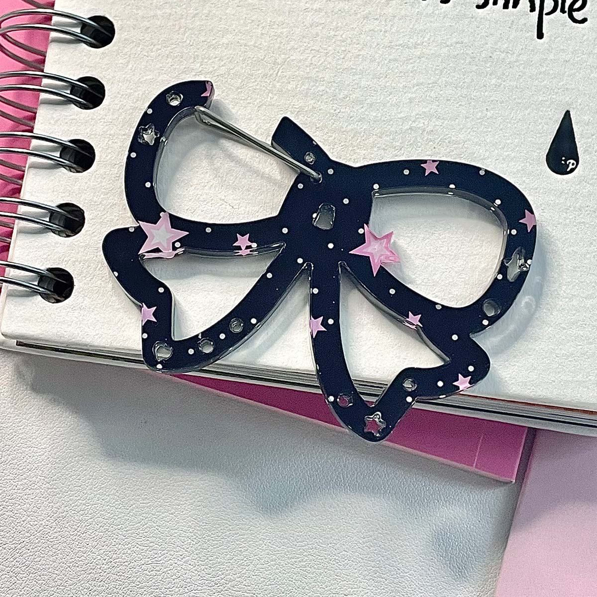 WAKAWAKA Cute Acrylic Charm Carabiner Korean Style Keychain Scrapbook Ita Bag Decor Accessories: Pink