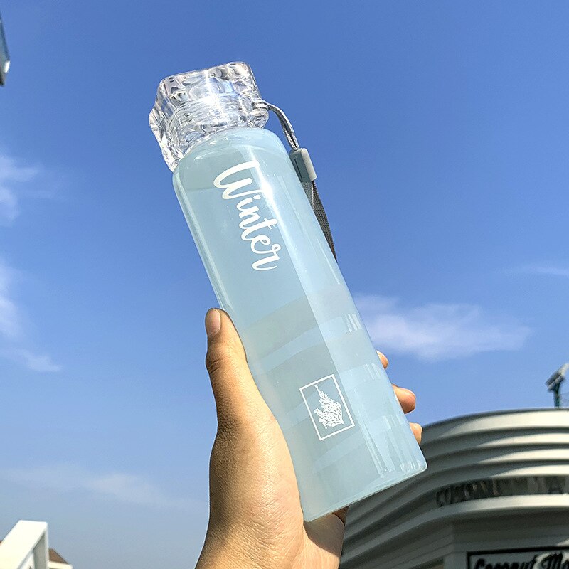 Glasflaske kawaii slik farve krystal vandflaske 420ml lækagesikre piger mælk te juice drinkware til studerende: Blå