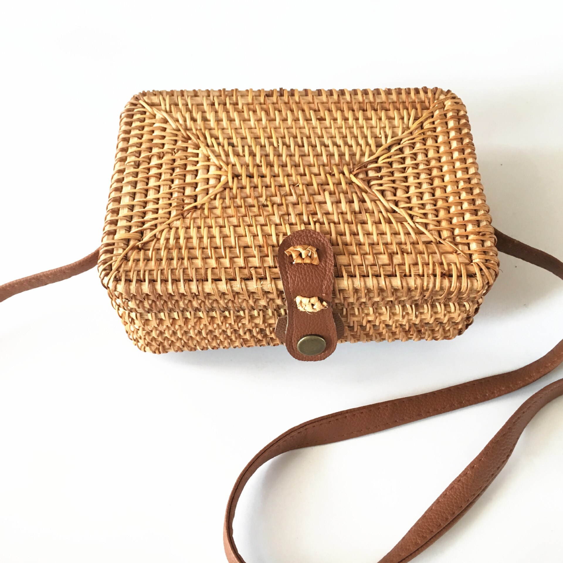 Round Straw Bags Women Summer Rattan Bag Handmade Woven Beach Crossbody Bag Circle Bohemia Handbag: H 19X13X7cm