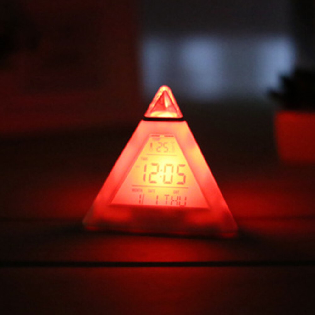 Salg! 7 farver skiftende led lys trekantet termometer kalender digital vækkeur mini nat lys kid værelse indretning