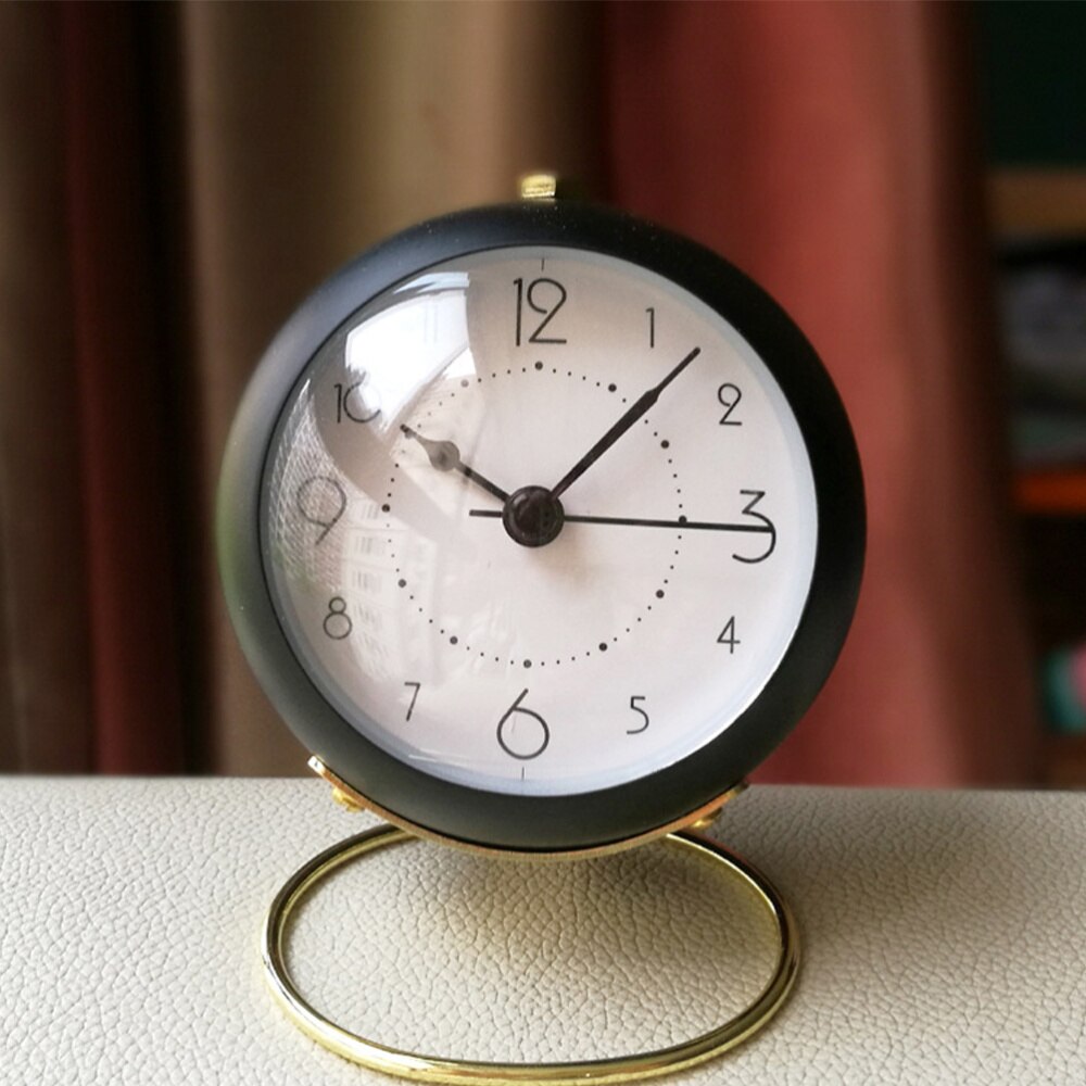 Metal Alarm Clock Round Alarm Clock Desktop Alarm Clock Bedside Alarm Clock (Beige Shipment without Battery)