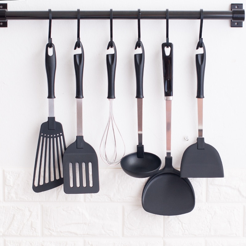 Silicone et acier inoxydable-sans danger pour les casseroles et casseroles-pinces de service, cuillère, outils de spatule, serveur de pâtes, louche, passoire, fouet