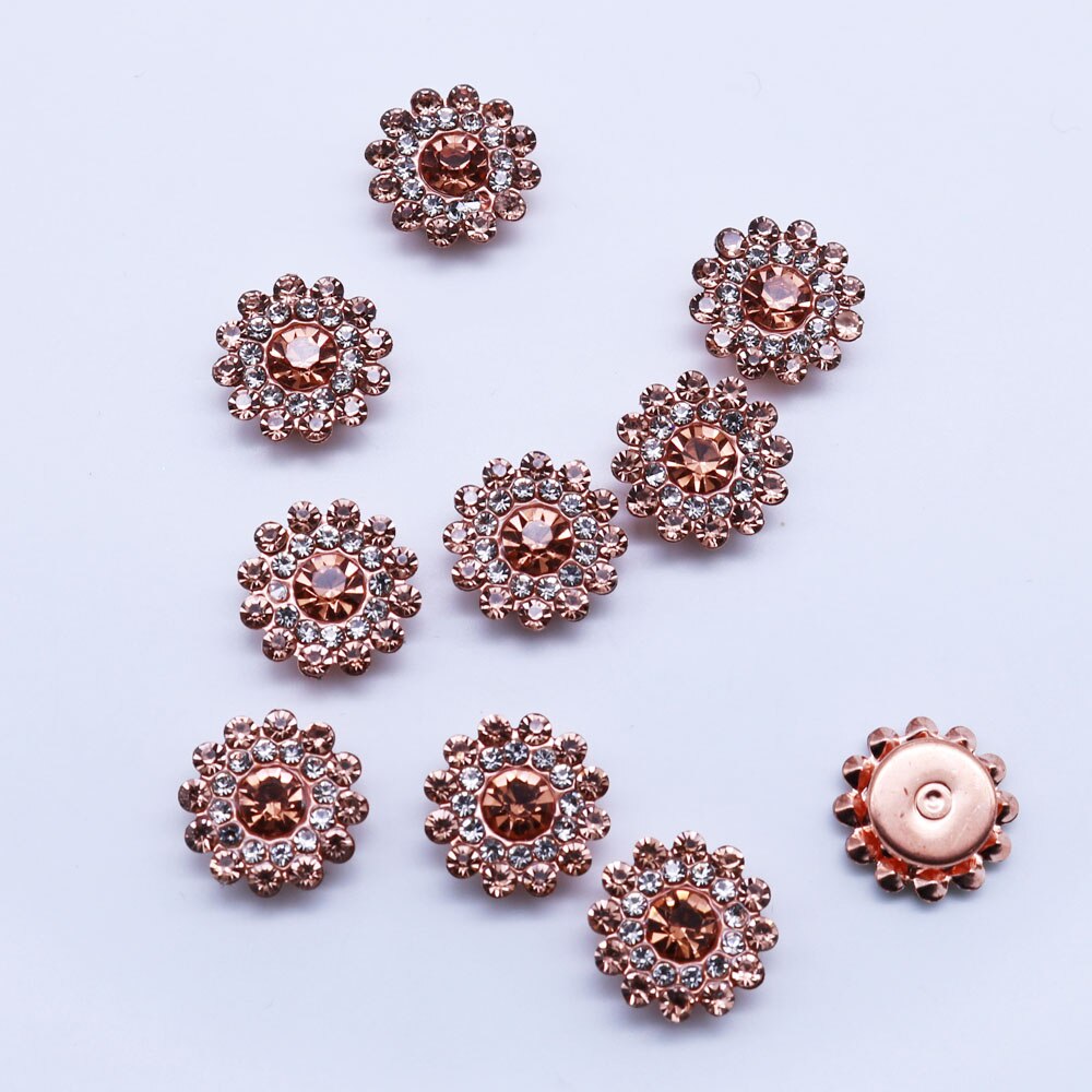 Bloemvormige strass fonkelende kristallen glas stone trim stalen bodem non-thermohardende naaien kleding strass SZ-019