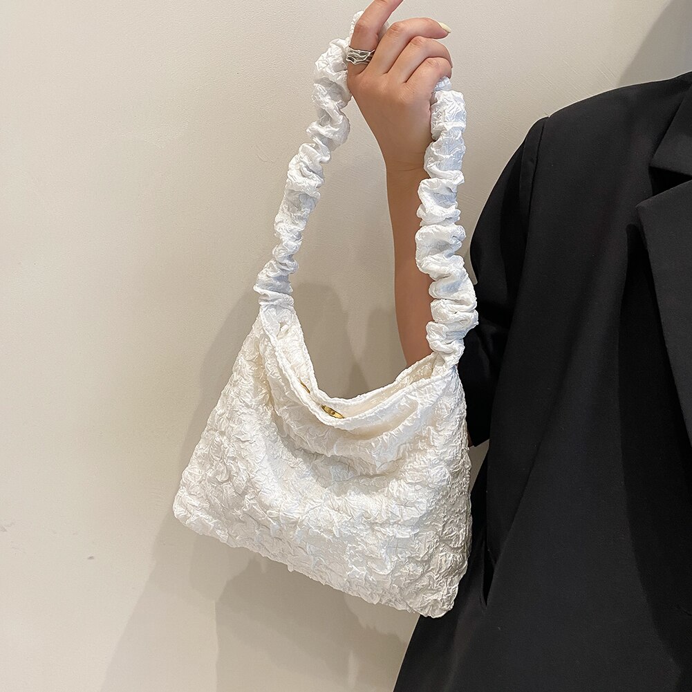 Kvinder plisseret skuldertaske ensfarvet shopping underarmstasker afslappet unge damer stor kapacitet tote lynlås håndtaske
