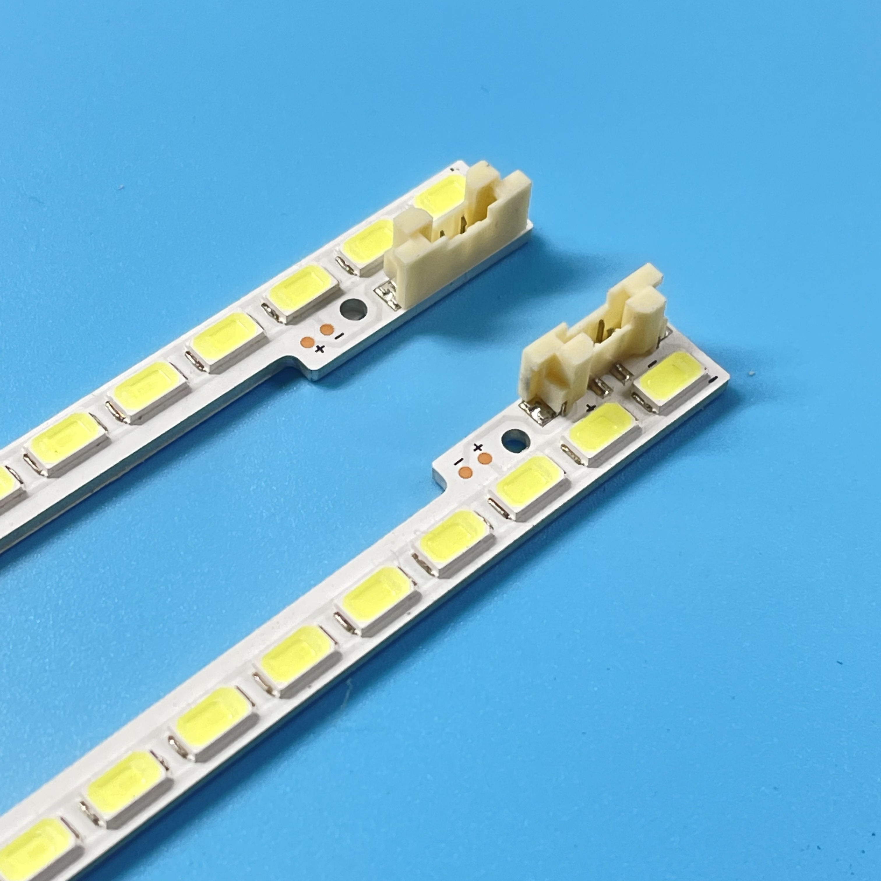 LED Strip For Samsung UE40D5003 UE40D5000 UE40D5720 UE40D5700 UE40D6100 UA40D5000 UE40D5520 BN64-01639A UN40D5000 UN40D5500