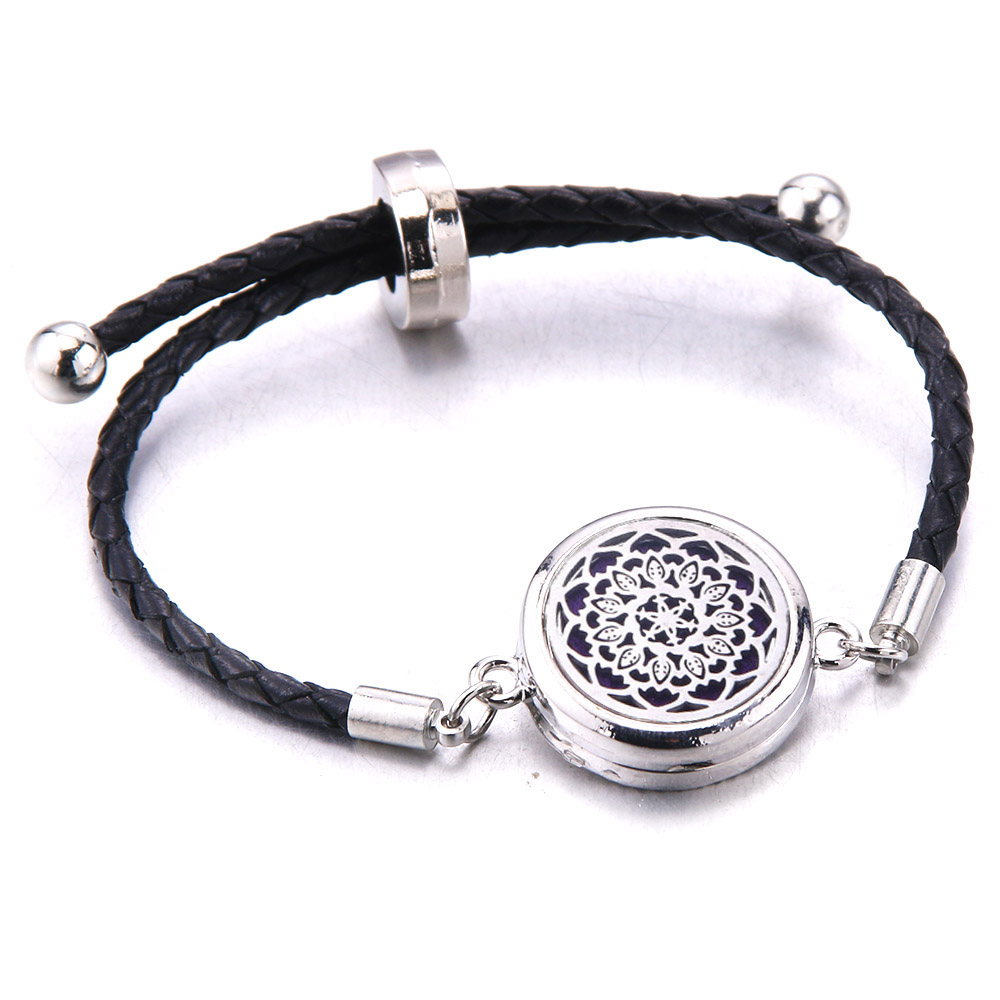 Difusor de aceites esenciales de Perfume, pulsera de cuero, medallón de aromaterapia, medallón de acero inoxidable, pulsera de cuero negro,: PLATEADO