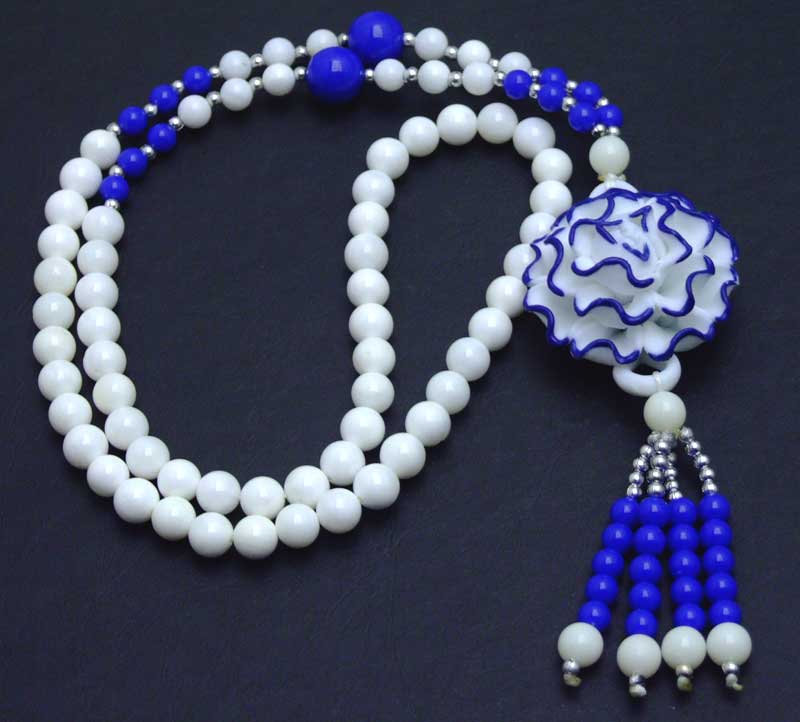 Qingmos 40Mm Blauw Keramiek Bloem Hanger Ketting Voor Vrouwen Tridacna Wit Shell Giant Clam Lange Ketting 26 &quot;trui