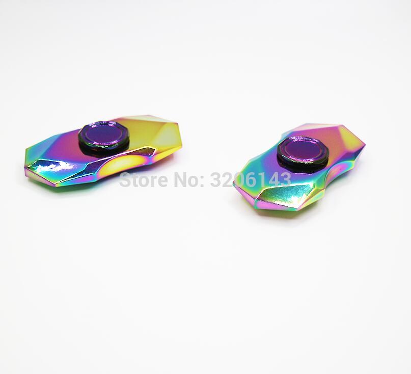 Regnbue farverig diamant rhombus sektion zink fidget spinner hånd spinner for fokus reducere autisme adhd stress legetøj med æske