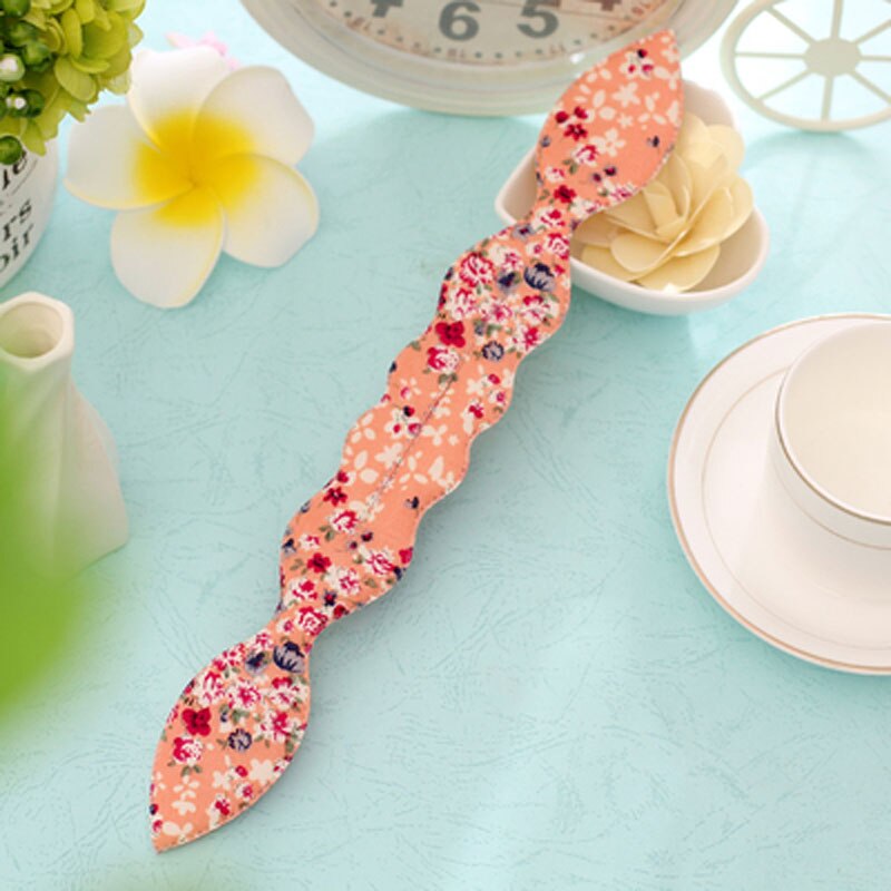 einrollen Mädchen 1PC Blumen- Punkte Lippen Stil Hase Ohren Magie Schwamm Haar Styling Brötchen Hersteller Twist Curler Werkzeug Haar-Accessoire