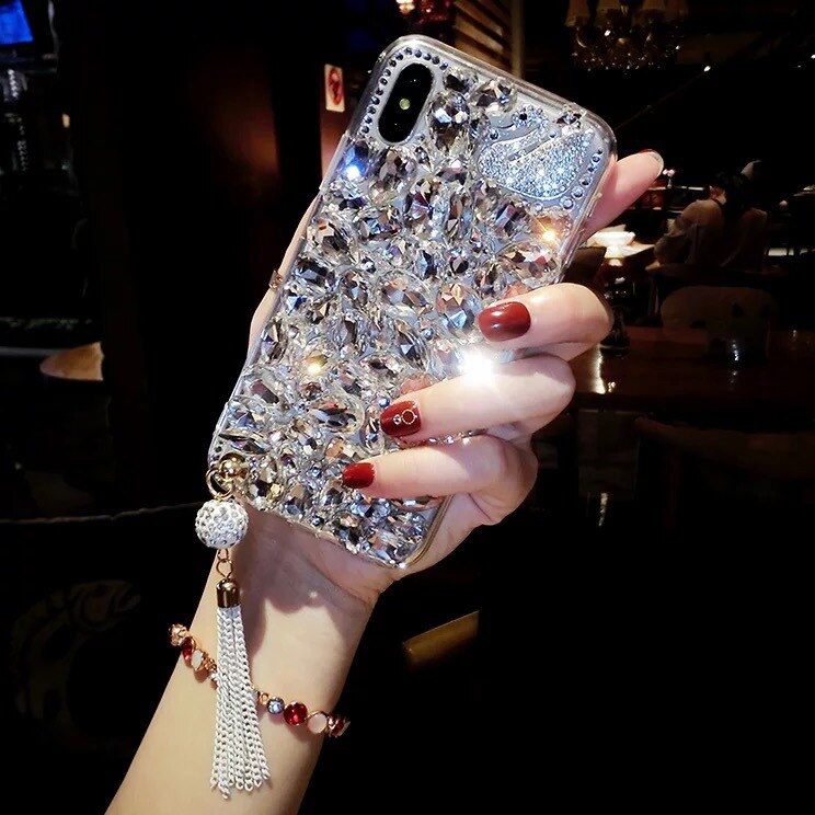 Funda para iPhone 11 XR 7 8 11 Pro Max X XS Max Plus 6 6s Cubierta de diamantes de imitación Cisne borlas