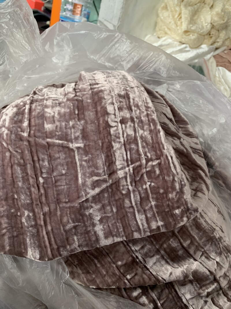 Veckad äkta siden sammet georgette sammet tyg vår och höst äkta siden sammet tyg veckad sammet /0.5m: Kaffe