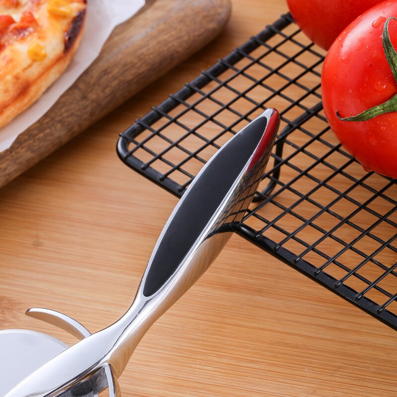 Zinc Alloy Pizza Cutter Baking Appliances Pizza Cutter Kitchen Gadgets