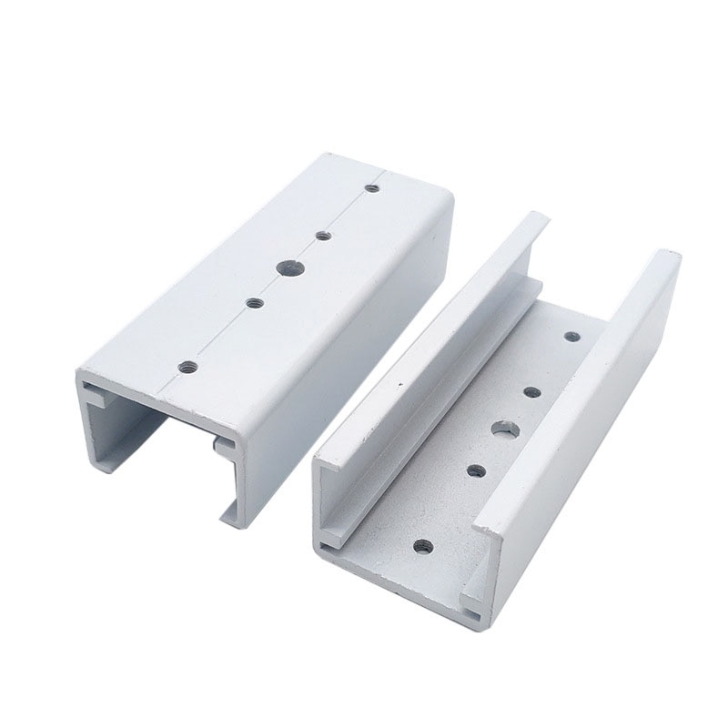 Electric curtain accessories connector