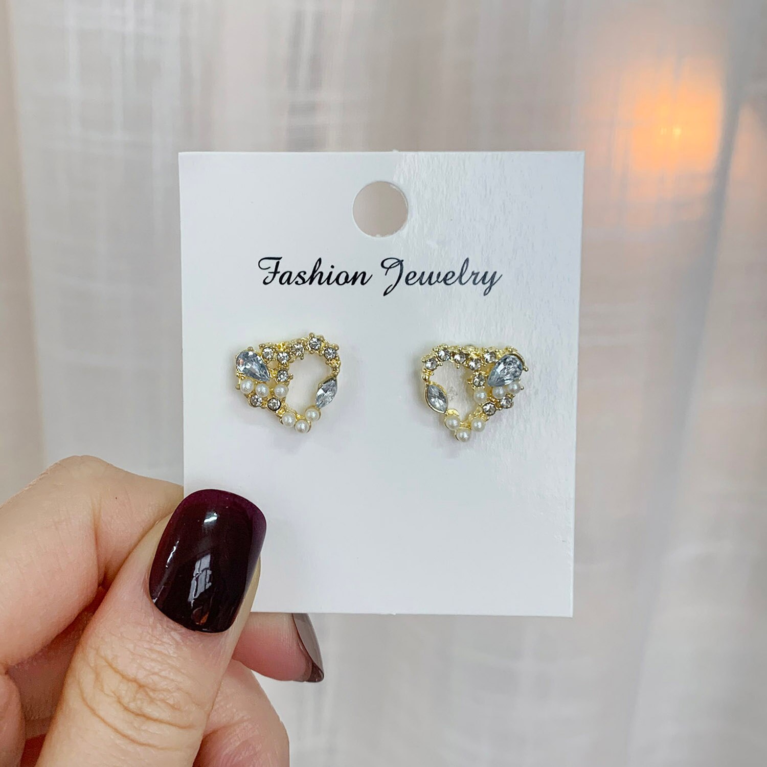 Eenvoudige Imitatie Parel Liefde Hart Oorbellen Voor Vrouwelijke Temperament Stud Oorbellen 2024 Trendy Elegante Mode Bruiloft Sieraden