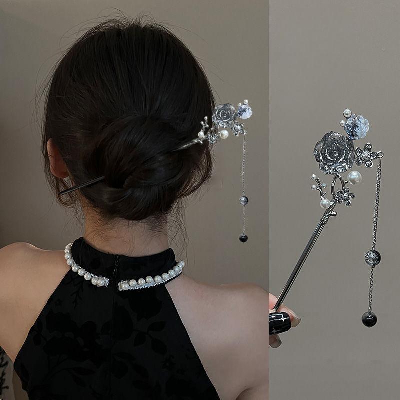 Ancient Chinese Style Butterfly Tassel Hair Stick for Women Girls Classical Hairpin Chinese Hair Accessories Jewelry: SILVER PLATED