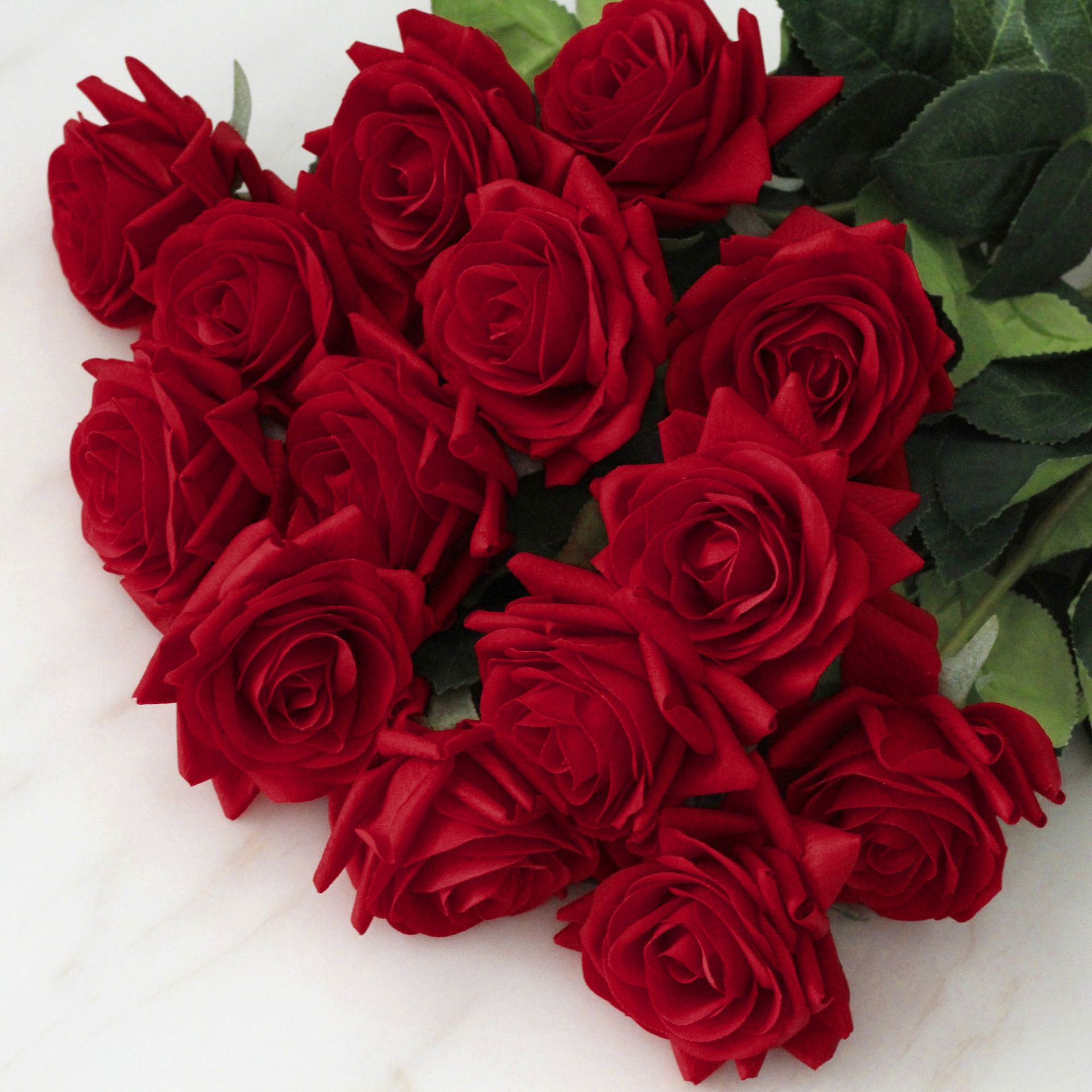 15 Stks/partij Kunstbloemen Decor Rose Latex Bloem Woondecoratie Real Touch Rose Bruiloft Bruidsboeket Bloem: Red