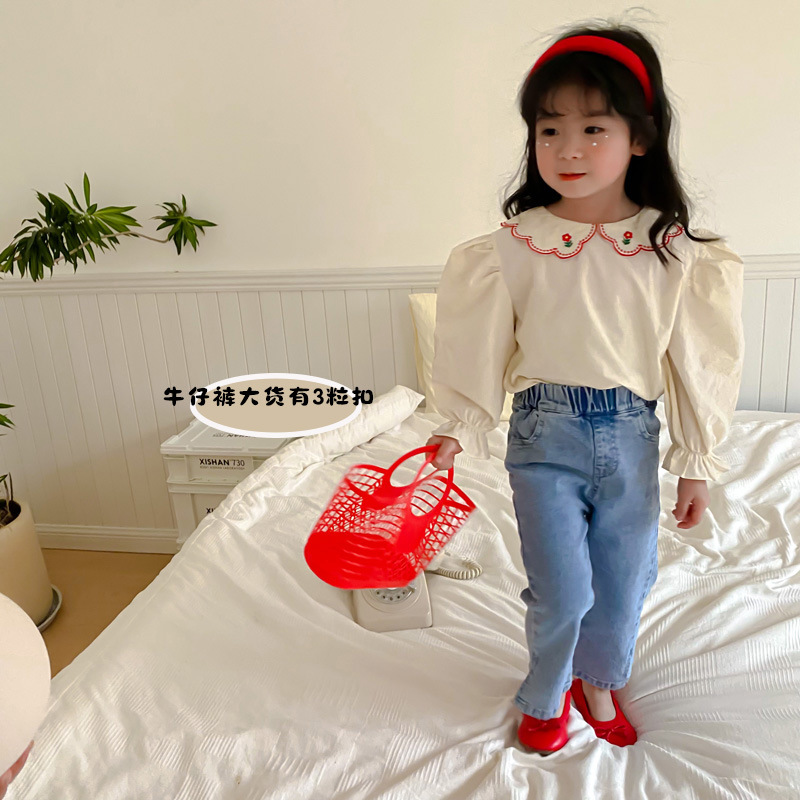 Pantalones vaqueros con botones decorados para niña, pantalón informal, acampanado que combina con todo, para primavera y otoño