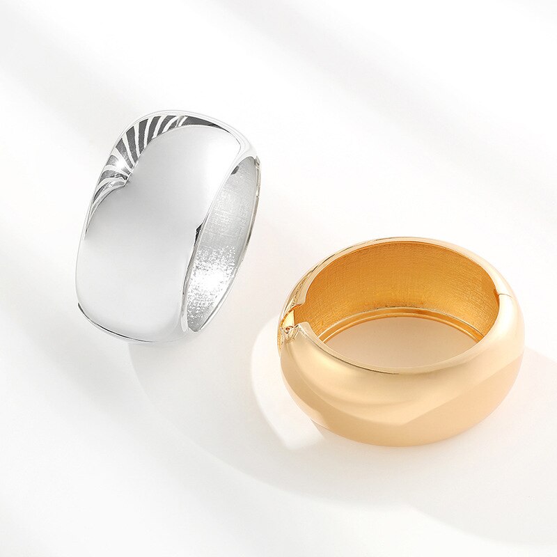 Eenvoudig Smooth Lichtmetalen Manchet Armbanden Voor Vrouwen Statement Sieraden Klassieke Grote Bangle Manchette Punk Accessoires