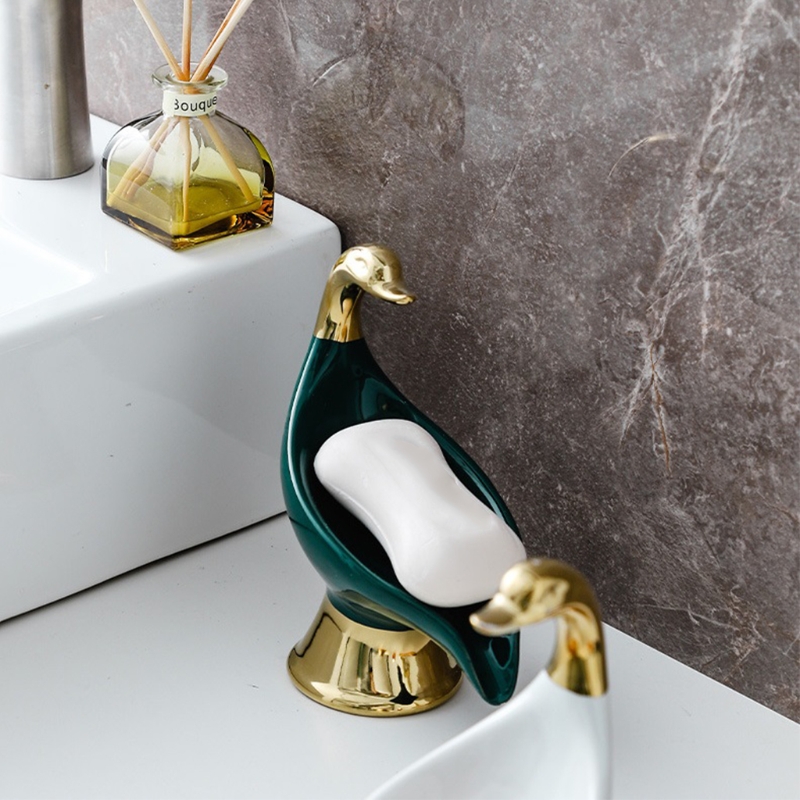 Porte-savon en céramique en forme de cygne, support de comptoir, porte-savon pour évier, étagère de rangement pour éponge de cuisine et salle de bain