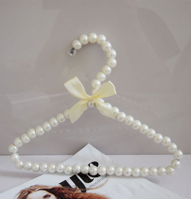 5pcs/lot 20cm/30cm/40cm Children Plastic Pearl Hanger Baby Hangers For Clothes Kids Plastic Cloth Hanger Child Clothes Rack: 20cm white