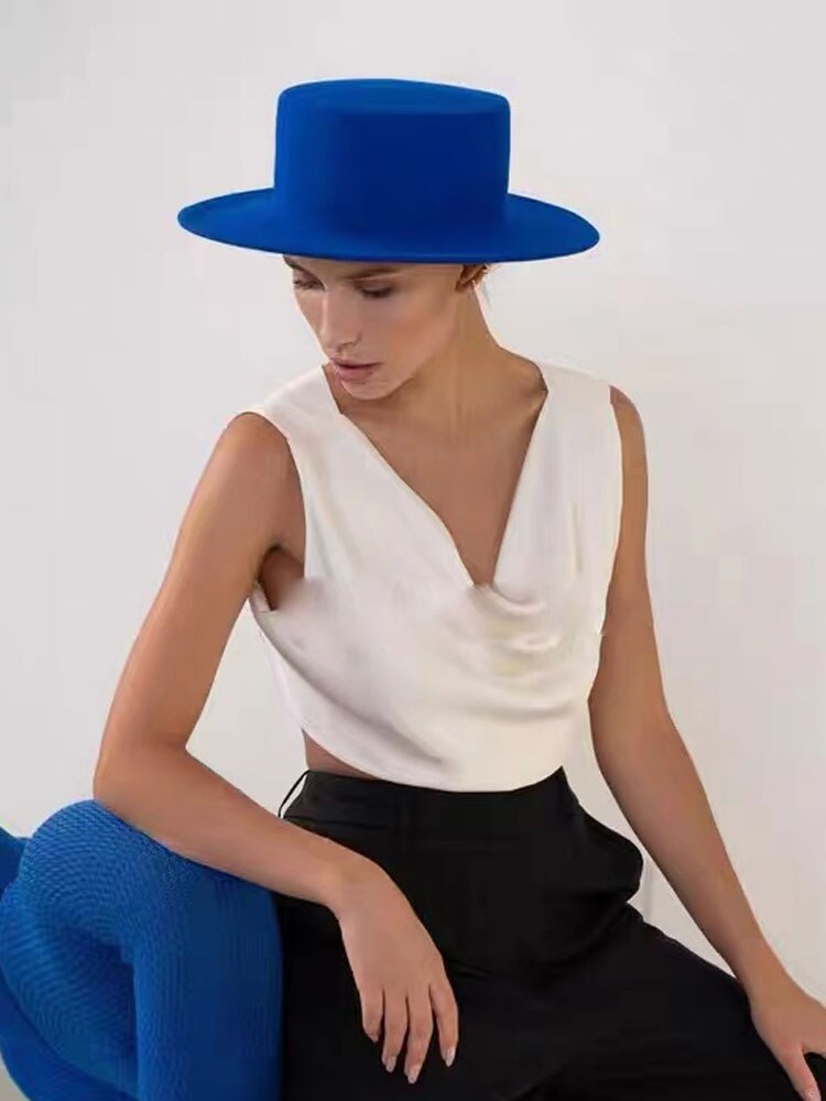 Neue Winter Flache oben Fedoras Hüte Für Frauen Männer Einfarbig Wolle Jazz Kappe Breiter Krempe Damen Elegante Kappen Bowler Hüte Kap