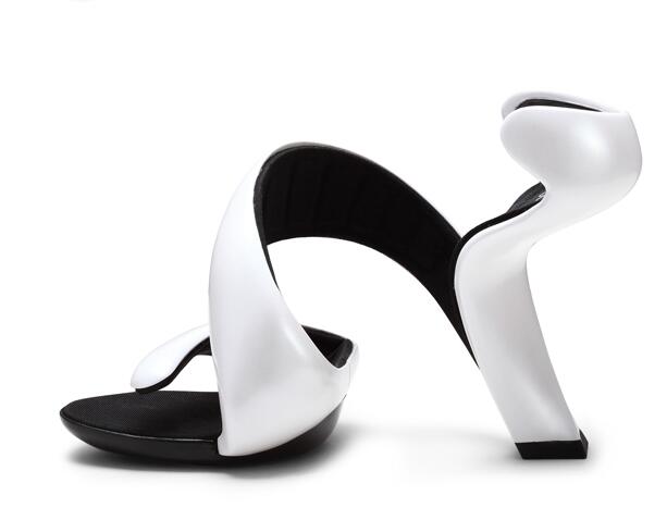 Vrouwen Sandalen Zomer Mode Bodemloze Slang Hoge Hakken Platform Sandalen Schoenen Vrouw Bruiloft Schoenen Vrouwen Pompen K59: 1 / 6