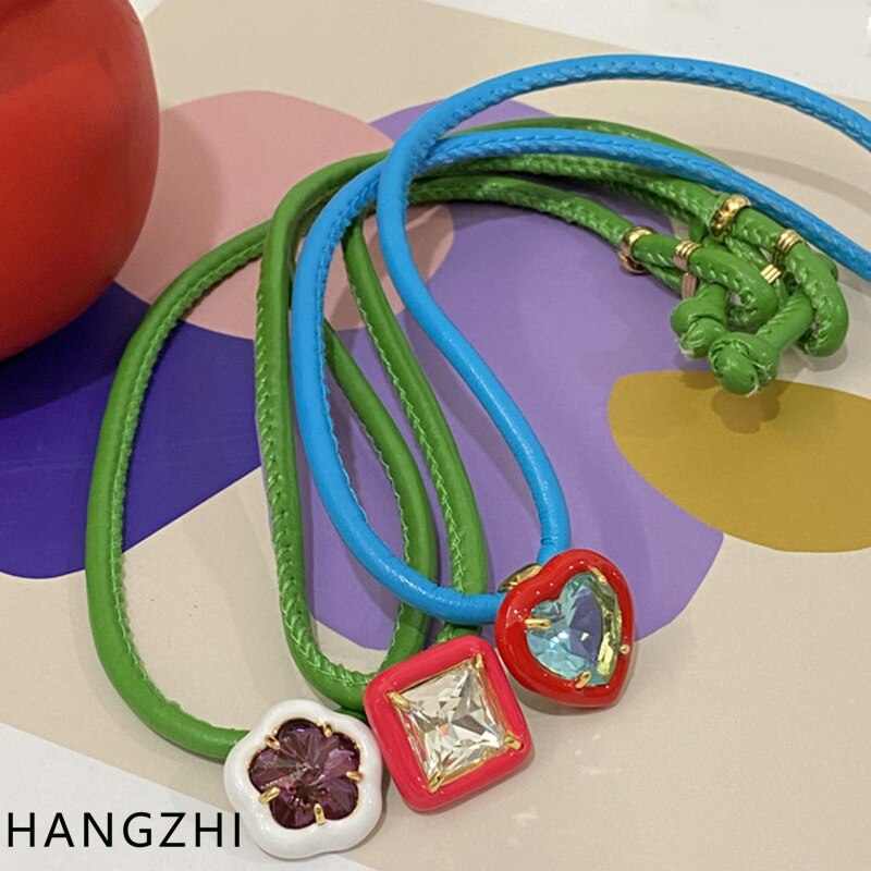 INES nuovo colore cuore fiore iperbole zircone girocollo in pelle collana clavicola per le donne ragazze festa gioielli di moda HANGZHI 2021