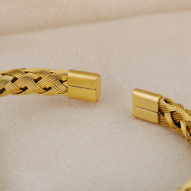 Braccialetti intrecciati in acciaio inossidabile braccialetti da uomo per uomo e donna gioielli regalo braccialetti con chiusura magnetica semplice braccialetti all&#39;ingrosso
