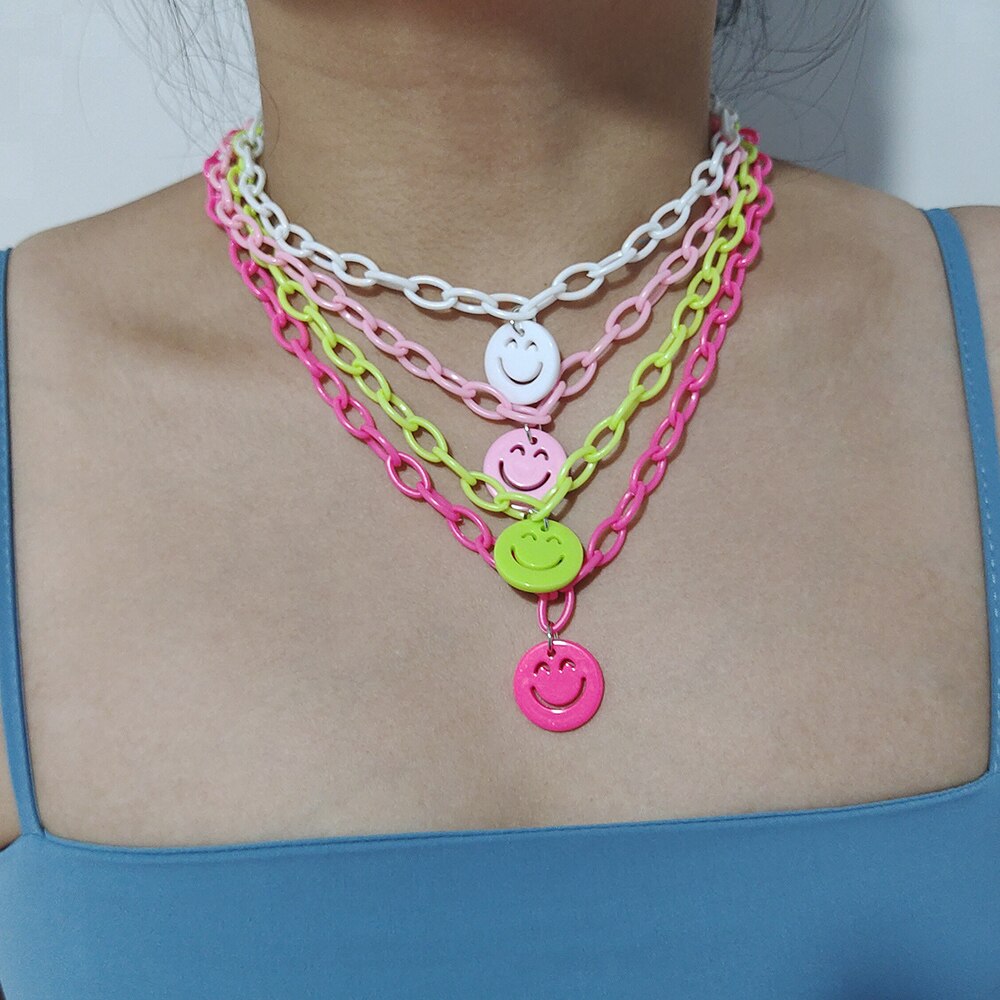 ZX collana con ciondolo a forma di faccia rotonda Color caramella per donna collana con catena in resina geometrica dichiarazione gioielli all&#39;ingrosso INS