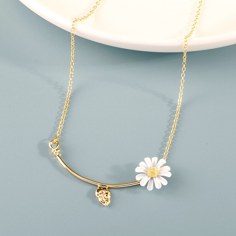 Japonés y bisutería coreana Daisy flor Stud pendientes para el de las mujeres pendientes pulseras anillos collar conjunto de joyas: necklace