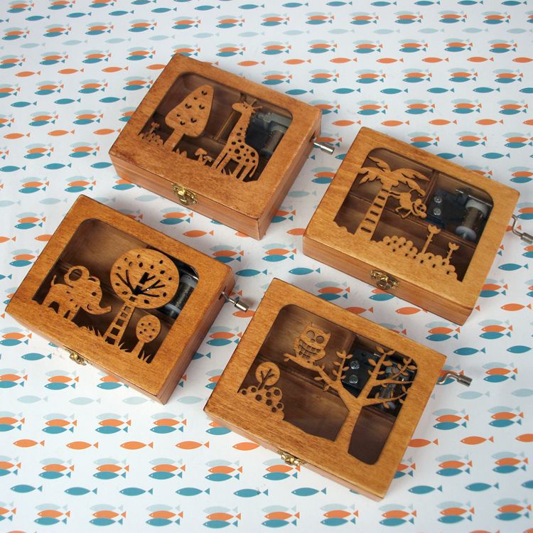 Forest animal hand-cranked music box home boutique birthday crafts ornaments
