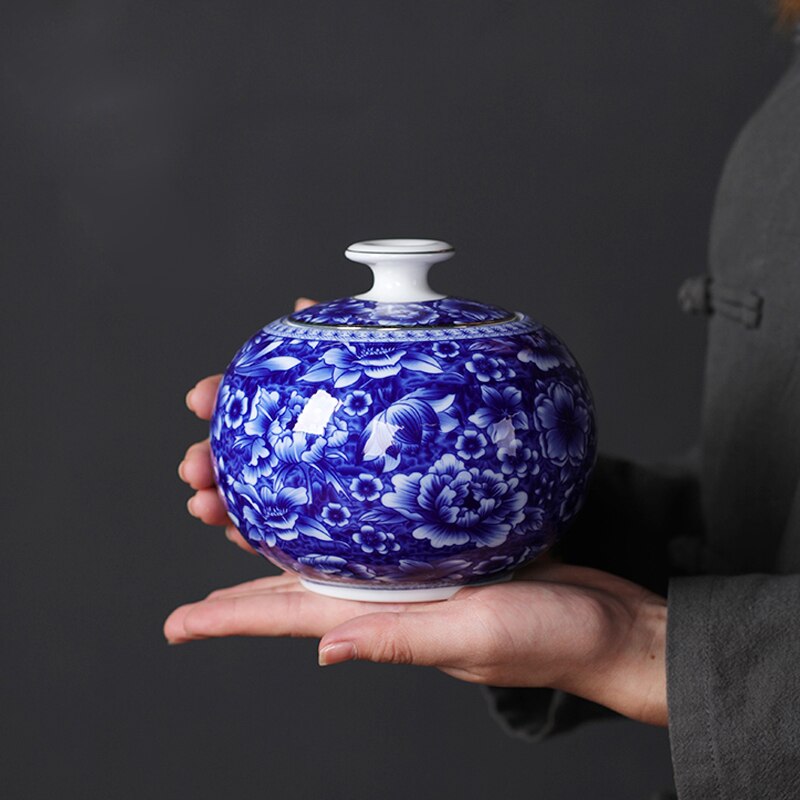 Blue and White Porcelain Storage Jars Small Ceramic Peony Pattern Airtight Jars Classical Porcelain Tea Cans Kitchen Containers