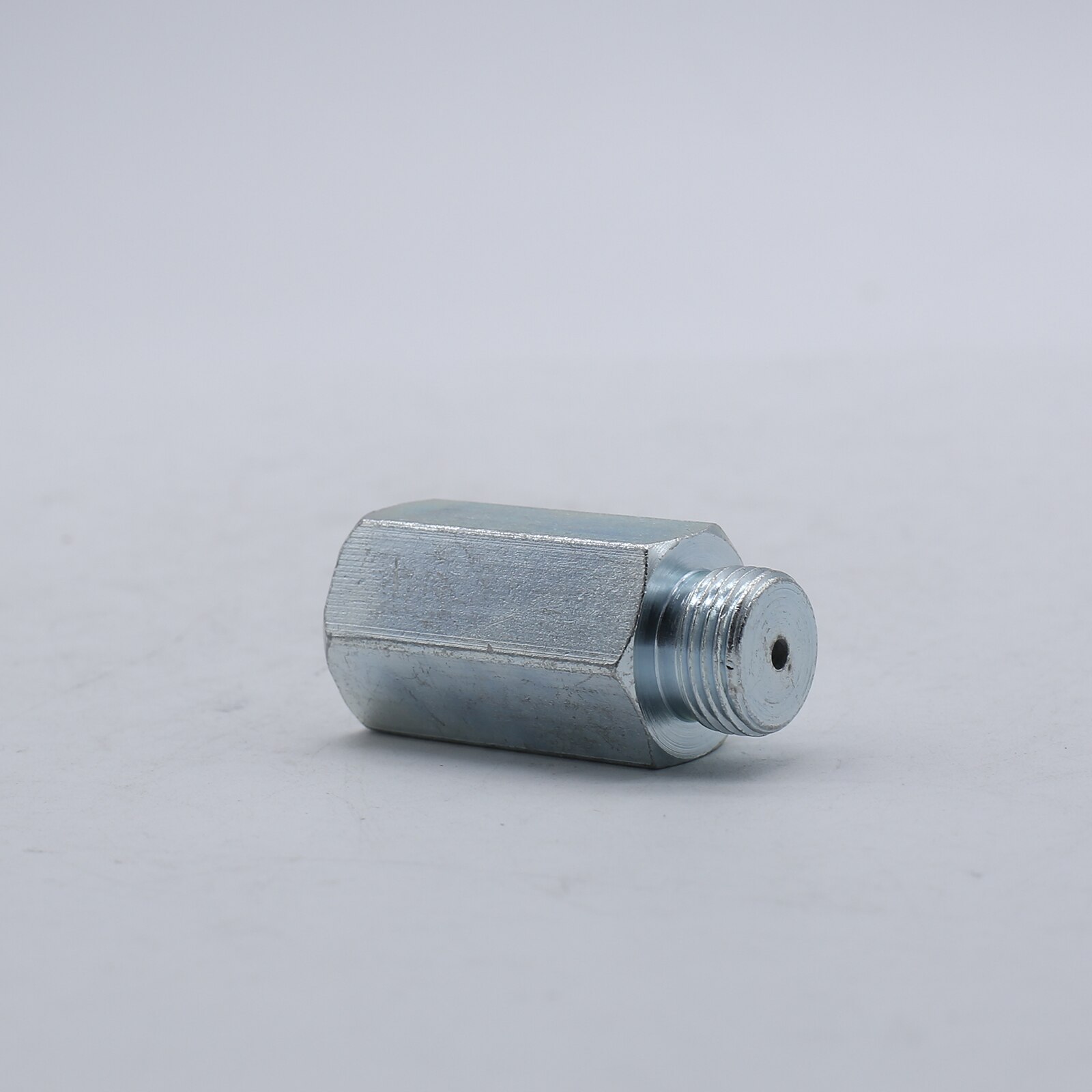 Outdoor Car Durable Straight Oxygen Sensor Extender Galvanized Sensor Extender High Hardness With Extension Spacer For Vehicle