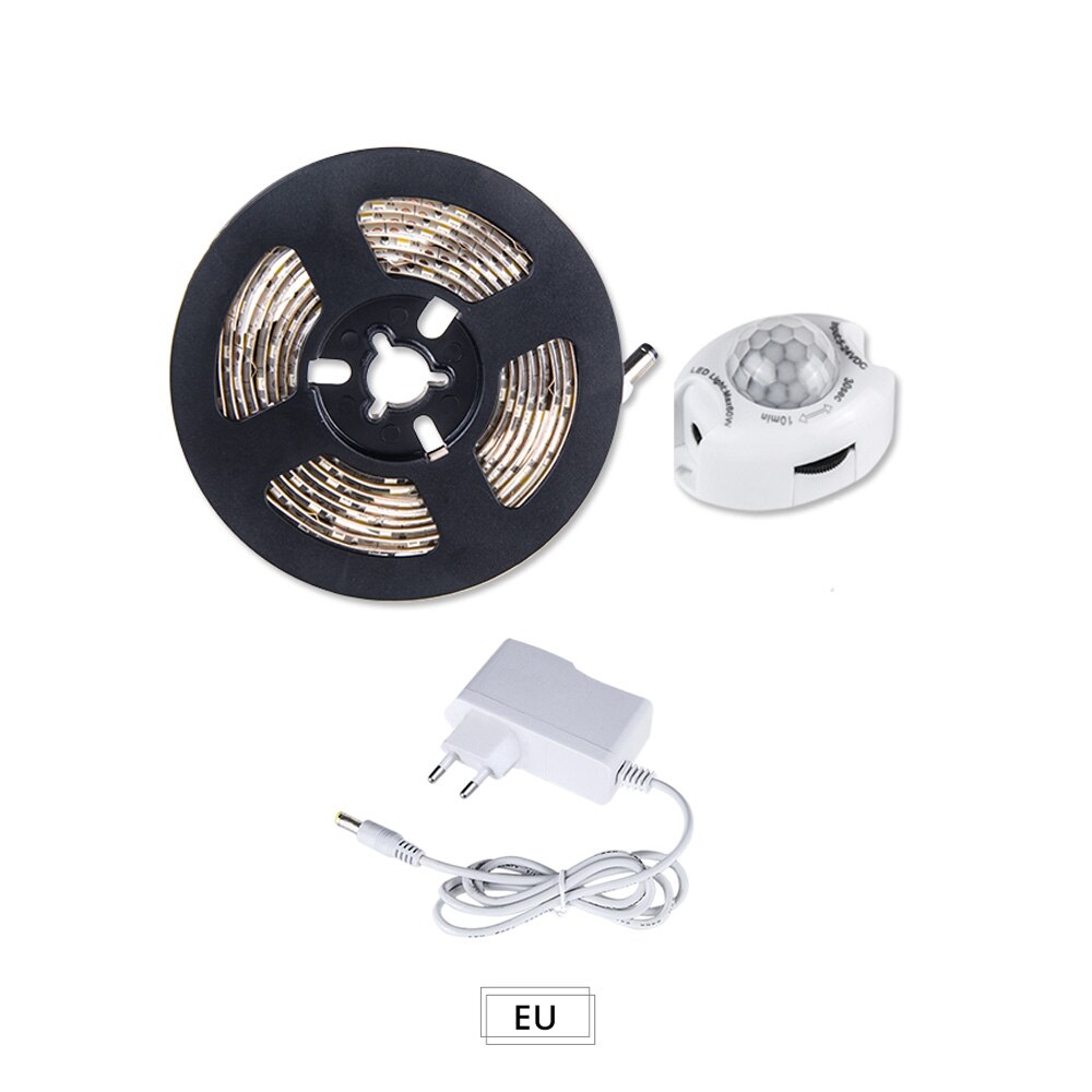 5m LED Strip med PIR Bevægelsessensor - 12V DC - IP65 Vandtæt - Inkl. Strømadapter: Rød / Grøn / 0-5w